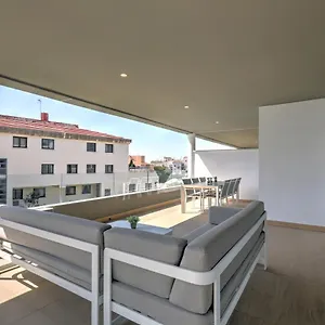 New Modern 3 Bed Puerto Banus Marbella
